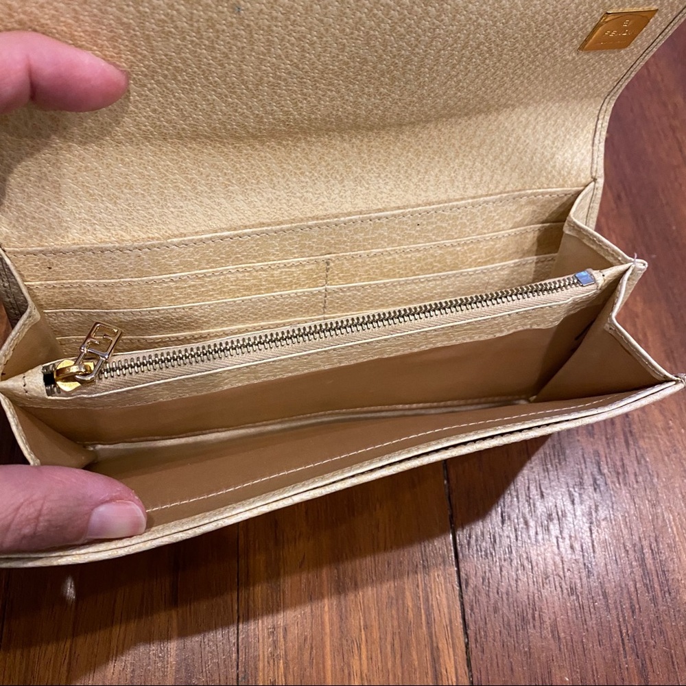 Authentic Fendi Wallet - Picture 7 of 16